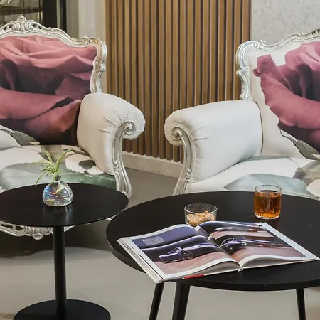 Hotel Tomi 4*